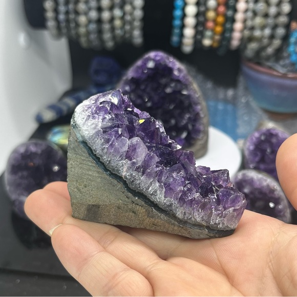 Amethyst Cluster - Picture 7 of 8